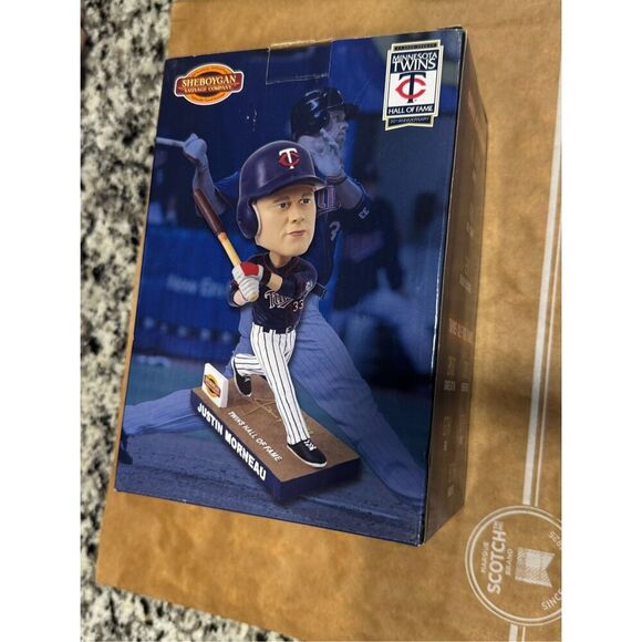 Justin Morneau 2020 Bobblehead Twins Hall of Fame - Picture 1 of 12